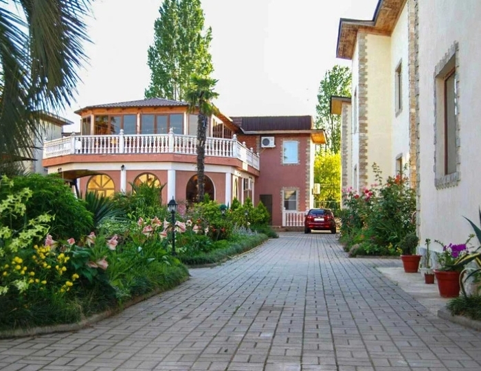 Отель Deny Delmare / Дени Дельмар Гудаута